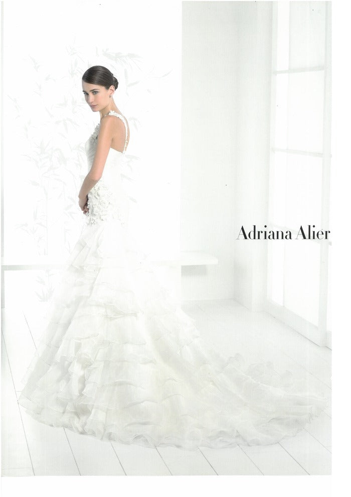 ADRIANA ATELIER Julieta